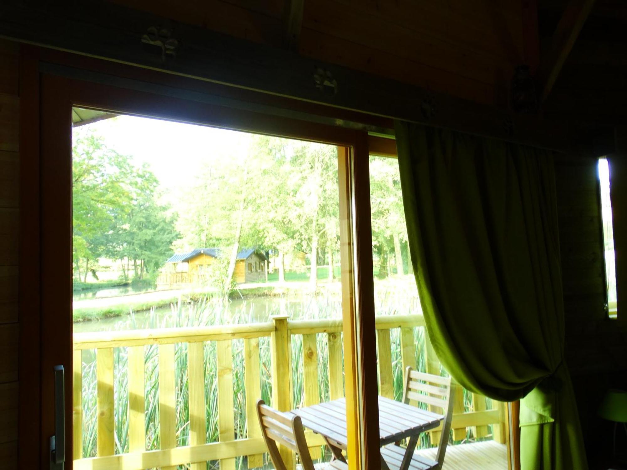 Etangs Du Moulin Hotel Suzy Bilik gambar